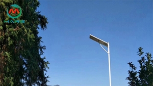 What are the voltages of solar panel outdoor lights?