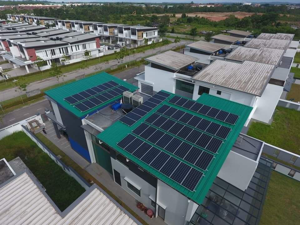 Why Ong changed his solar electri system order from 10KW to 20KW?